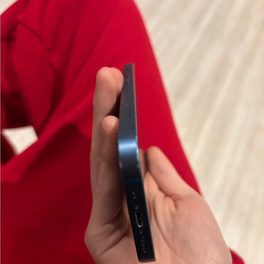 iPhone 13 mini